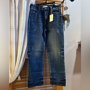 New KanCan Relaxed Fit Jeans